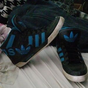Men's Authentic Adidas Athletic Shoes.  Sz. 13